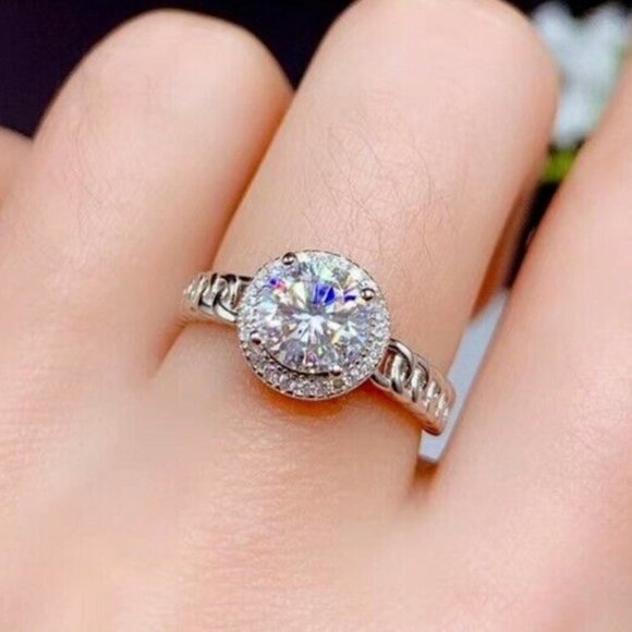 None Jewelry - Gorgeous New 925 Silver 6ct Diamond Halo Ring